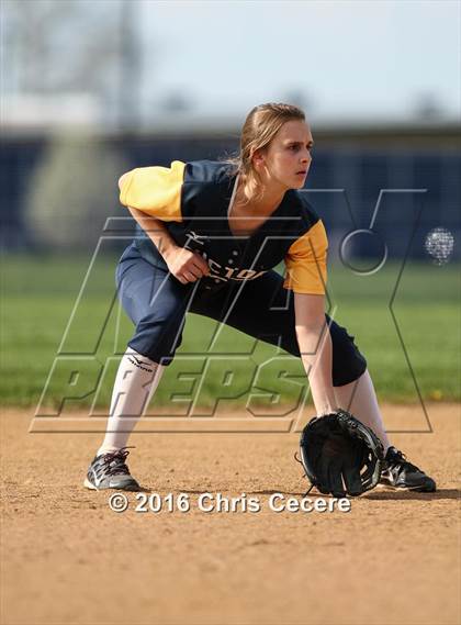 Thumbnail 1 in Victor @ Spencerport photogallery.