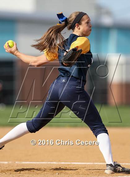 Thumbnail 3 in Victor @ Spencerport photogallery.