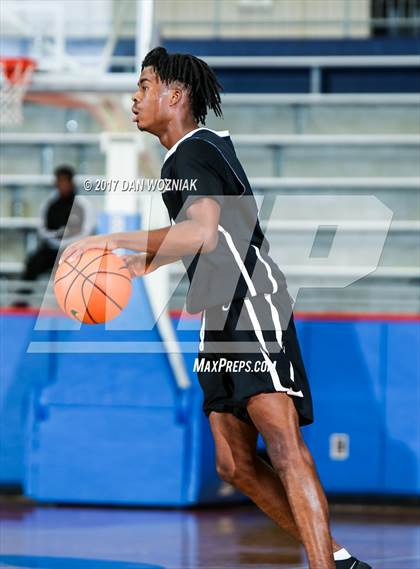 Thumbnail 2 in Wilson vs. Universal Academy (Thanksgiving Hoopfest) photogallery.