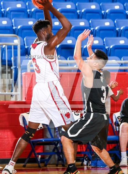 Thumbnail 1 in Wilson vs. Universal Academy (Thanksgiving Hoopfest) photogallery.