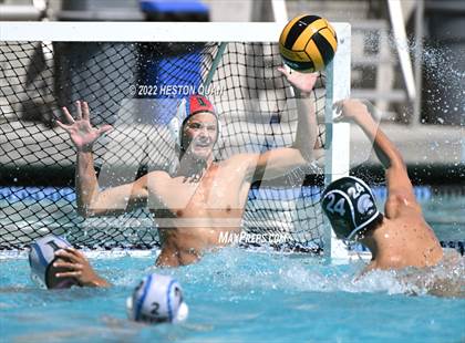 Thumbnail 3 in De La Salle vs. Irvine (S&R Tournament) photogallery.