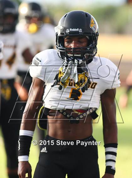 Thumbnail 1 in Saguaro vs. Centennial photogallery.