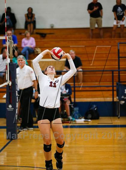 Thumbnail 1 in Rowlett vs Seguin (Arlington Invitational Tournament) photogallery.