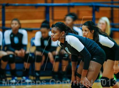 Thumbnail 3 in Rowlett vs Seguin (Arlington Invitational Tournament) photogallery.