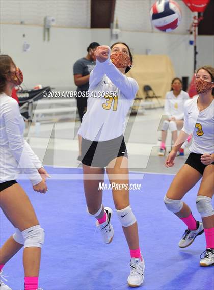 Thumbnail 1 in St. Agnes Academy vs Shadow Creek photogallery.