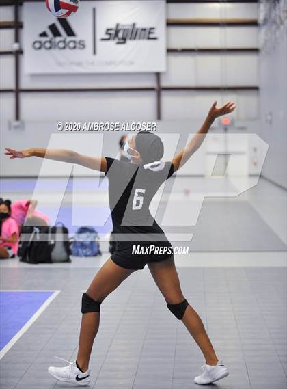 Thumbnail 2 in St. Agnes Academy vs Shadow Creek photogallery.