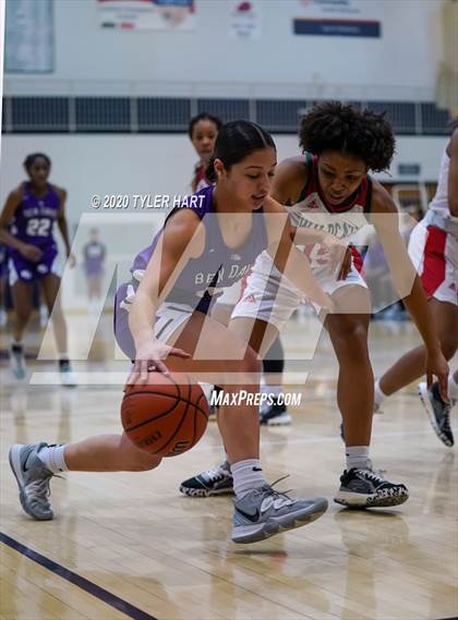 Thumbnail 1 in Ben Davis vs. Lawrence North (IHSAA 4A Fourth Round Playoff) photogallery.
