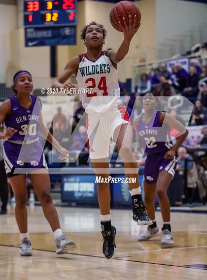 Thumbnail 1 in Ben Davis vs. Lawrence North (IHSAA 4A Fourth Round Playoff) photogallery.