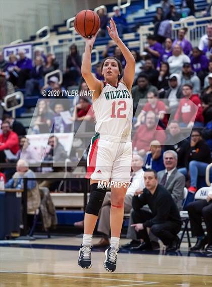 Thumbnail 3 in Ben Davis vs. Lawrence North (IHSAA 4A Fourth Round Playoff) photogallery.