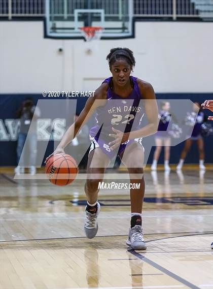 Thumbnail 3 in Ben Davis vs. Lawrence North (IHSAA 4A Fourth Round Playoff) photogallery.