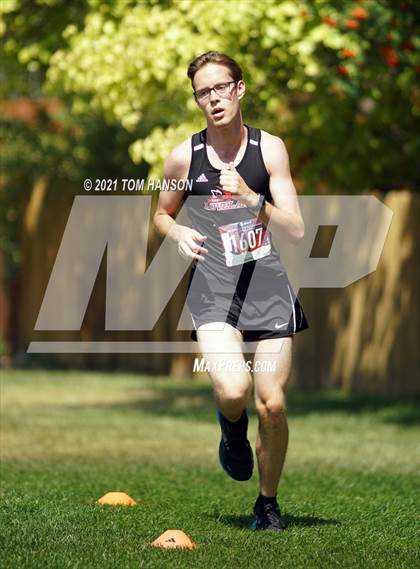 Thumbnail 3 in John Martin XC Invitational photogallery.