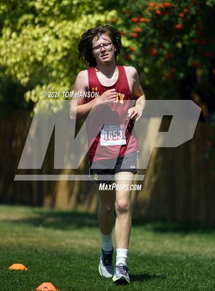 Thumbnail 2 in John Martin XC Invitational photogallery.