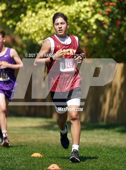 Thumbnail 2 in John Martin XC Invitational photogallery.