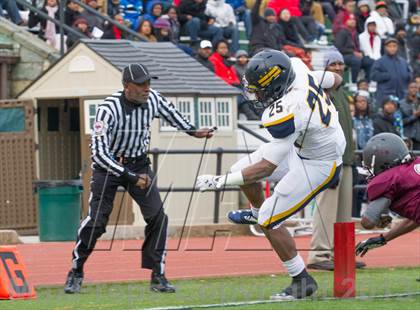 Thumbnail 3 in McKinley Tech vs Friendship Collegiate (DCSAA AA Semifinal) photogallery.