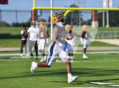 Thumbnail 1 in Nimitz @ Cypress Ridge photogallery.