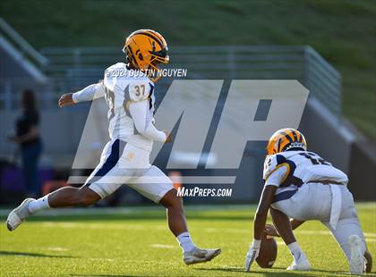 Thumbnail 3 in Nimitz @ Cypress Ridge photogallery.