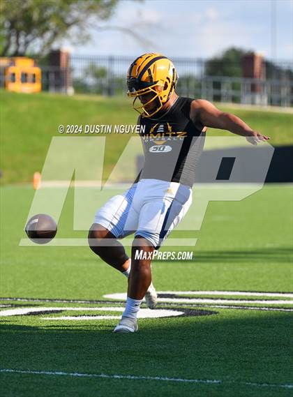 Thumbnail 2 in Nimitz @ Cypress Ridge photogallery.