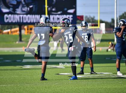 Thumbnail 1 in Nimitz @ Cypress Ridge photogallery.