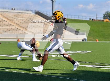 Thumbnail 3 in Nimitz @ Cypress Ridge photogallery.