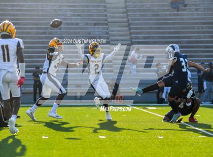 Thumbnail 3 in Nimitz @ Cypress Ridge photogallery.