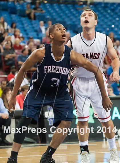 Thumbnail 3 in Freedom vs. Monte Vista (CIF NorCal Regional D1 Final) photogallery.