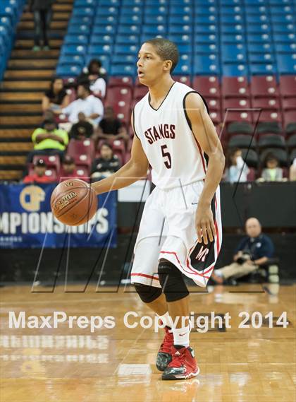 Thumbnail 1 in Freedom vs. Monte Vista (CIF NorCal Regional D1 Final) photogallery.