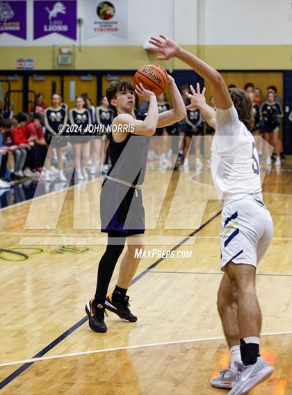 Thumbnail 2 in Leo @ Norwell photogallery.
