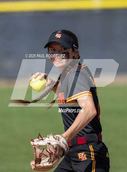Thumbnail 3 in El Modena @ Canyon photogallery.