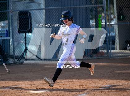 Thumbnail 1 in El Modena @ Canyon photogallery.