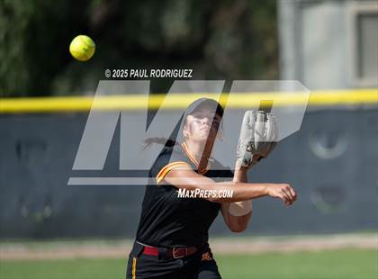 Thumbnail 2 in El Modena @ Canyon photogallery.