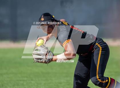 Thumbnail 1 in El Modena @ Canyon photogallery.