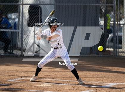 Thumbnail 1 in El Modena @ Canyon photogallery.