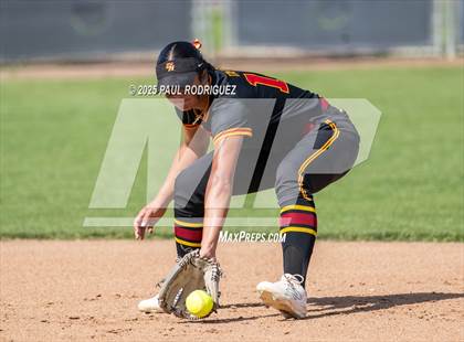 Thumbnail 1 in El Modena @ Canyon photogallery.