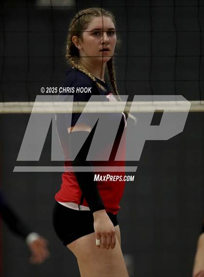 Thumbnail 1 in Sahuaro vs. Canyon del Oro (Lancer Invitational) photogallery.