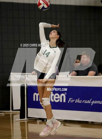 Thumbnail 1 in Sahuaro vs. Canyon del Oro (Lancer Invitational) photogallery.