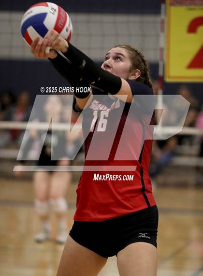 Thumbnail 2 in Sahuaro vs. Canyon del Oro (Lancer Invitational) photogallery.