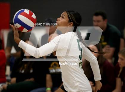 Thumbnail 3 in Sahuaro vs. Canyon del Oro (Lancer Invitational) photogallery.