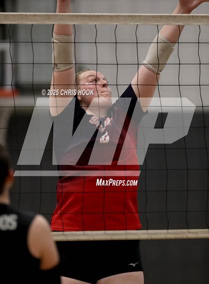 Thumbnail 1 in Sahuaro vs. Canyon del Oro (Lancer Invitational) photogallery.