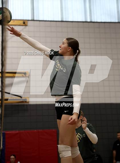 Thumbnail 2 in Sahuaro vs. Canyon del Oro (Lancer Invitational) photogallery.