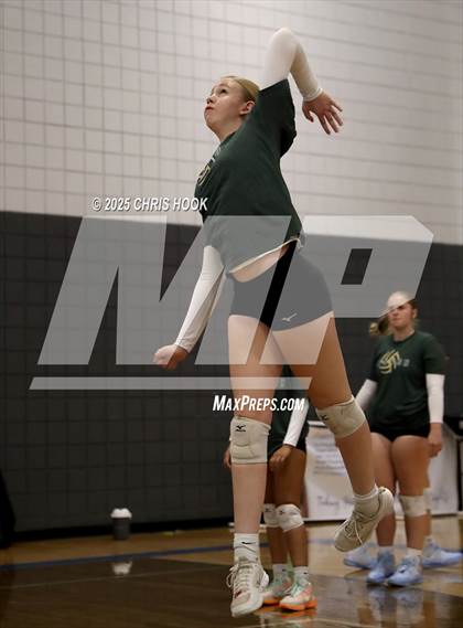 Thumbnail 3 in Sahuaro vs. Canyon del Oro (Lancer Invitational) photogallery.