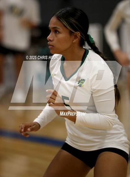Thumbnail 3 in Sahuaro vs. Canyon del Oro (Lancer Invitational) photogallery.