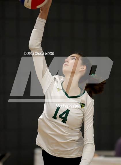 Thumbnail 1 in Sahuaro vs. Canyon del Oro (Lancer Invitational) photogallery.