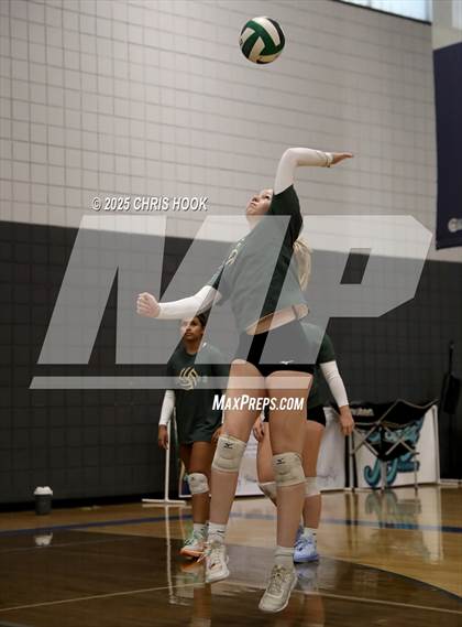Thumbnail 1 in Sahuaro vs. Canyon del Oro (Lancer Invitational) photogallery.