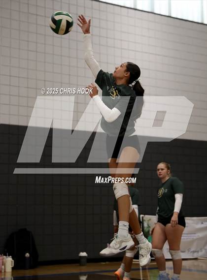 Thumbnail 1 in Sahuaro vs. Canyon del Oro (Lancer Invitational) photogallery.