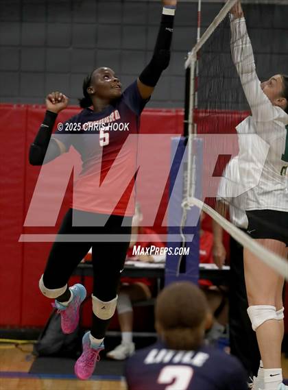 Thumbnail 2 in Sahuaro vs. Canyon del Oro (Lancer Invitational) photogallery.