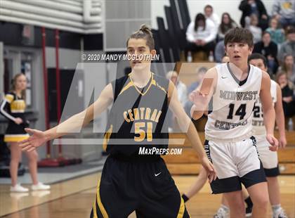 Thumbnail 2 in Illini Central @ Midwest Central photogallery.