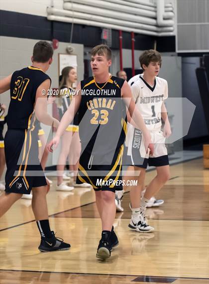 Thumbnail 1 in Illini Central @ Midwest Central photogallery.