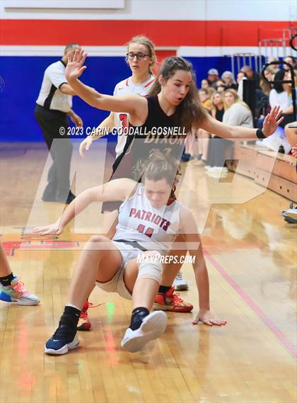Thumbnail 3 in Dixon @ West Carteret photogallery.