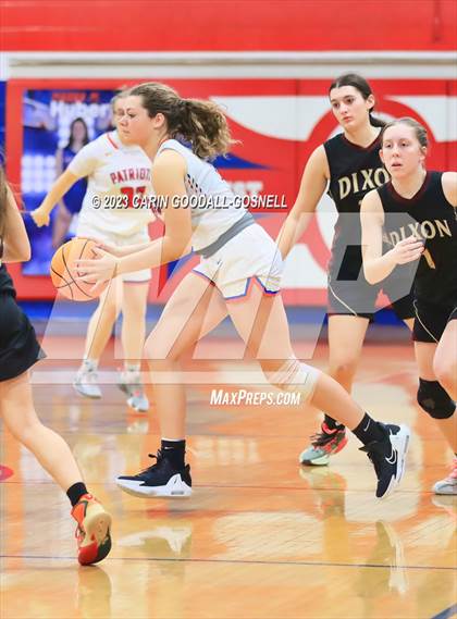 Thumbnail 2 in Dixon @ West Carteret photogallery.