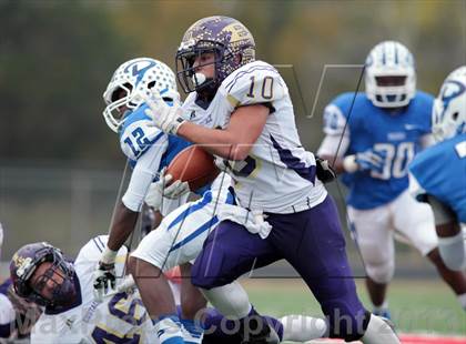 Thumbnail 2 in Daingerfield vs. Eustace (UIL 2A Bi-District Playoff) photogallery.